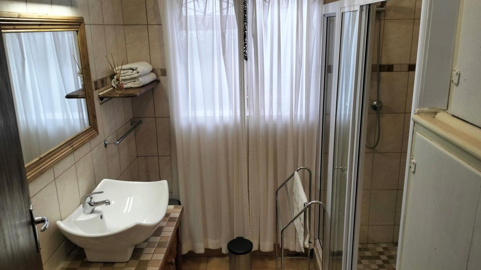 Anri Guesthouse Bloemfontein Esterno foto