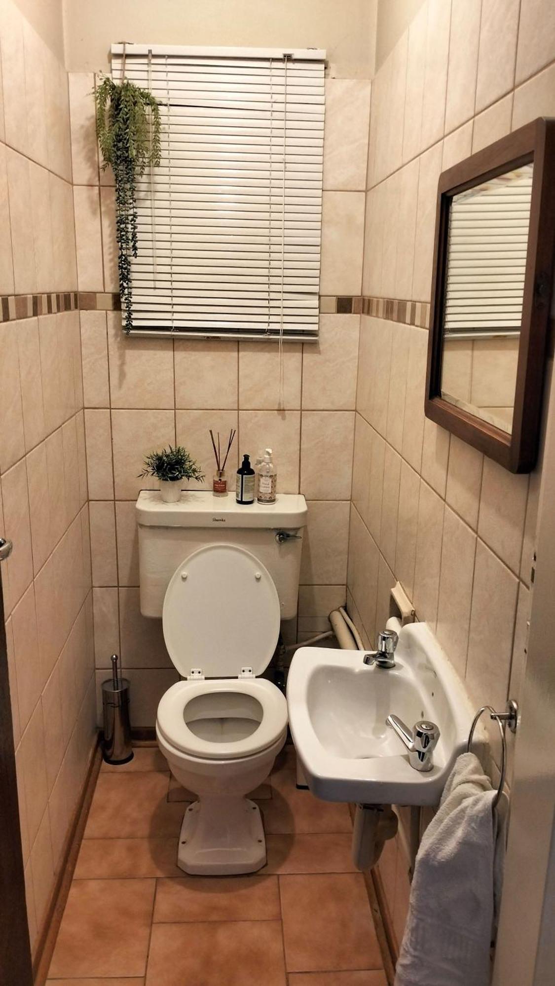 Anri Guesthouse Bloemfontein Esterno foto