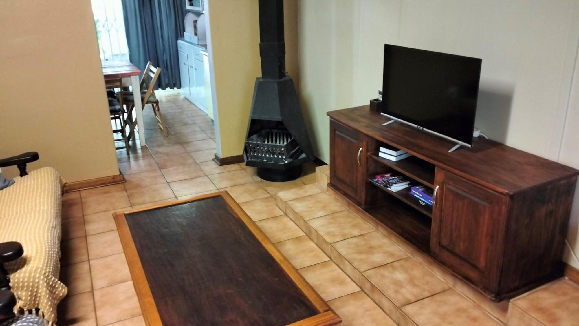 Anri Guesthouse Bloemfontein Esterno foto