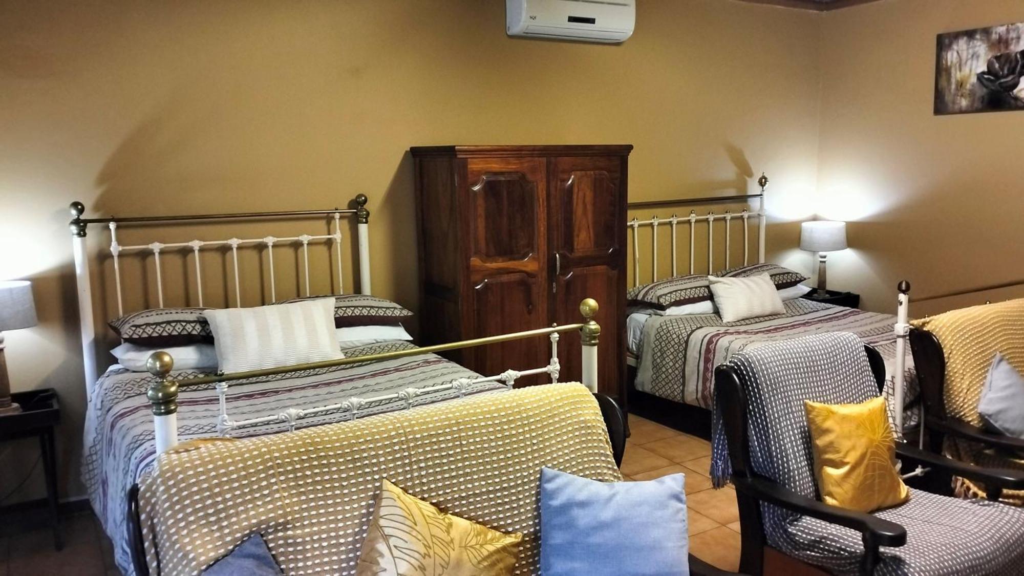 Anri Guesthouse Bloemfontein Esterno foto