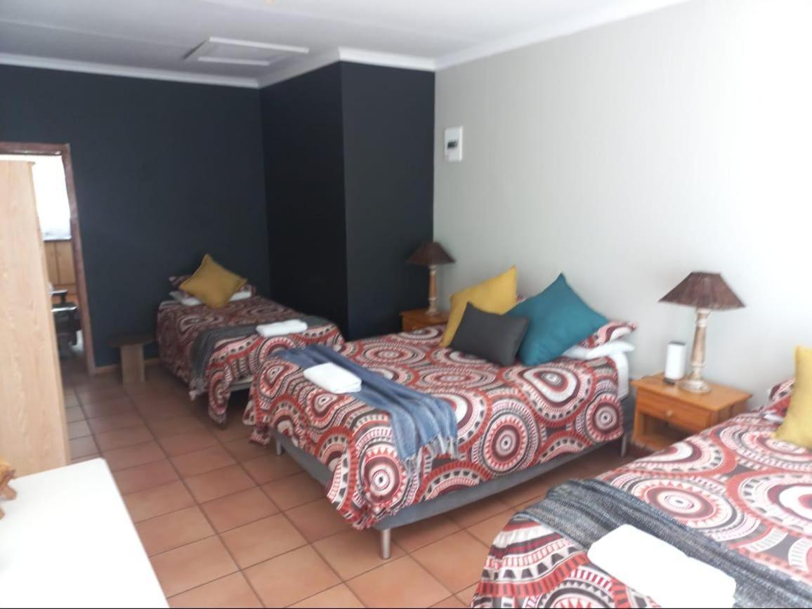 Anri Guesthouse Bloemfontein Esterno foto