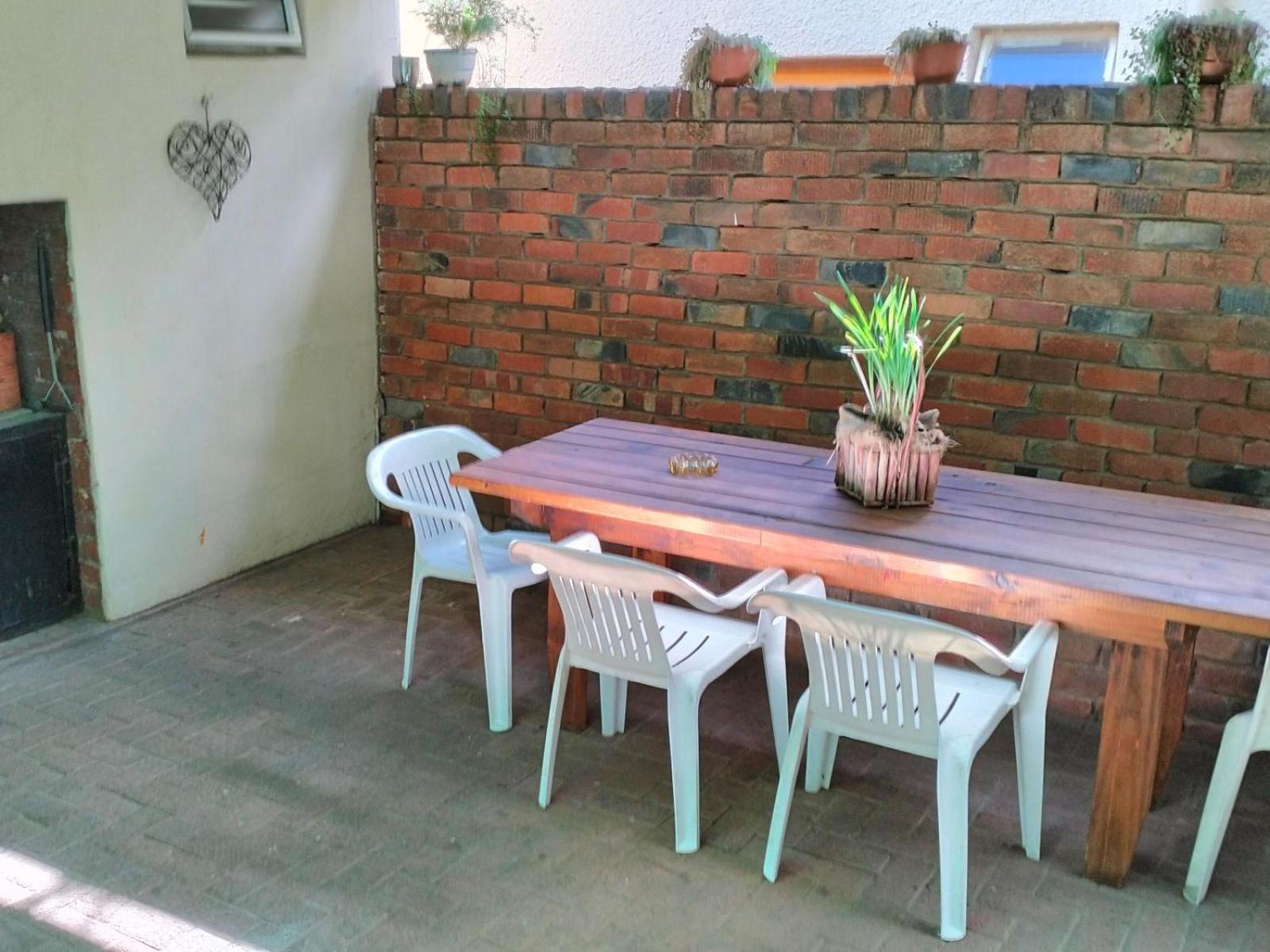 Anri Guesthouse Bloemfontein Esterno foto
