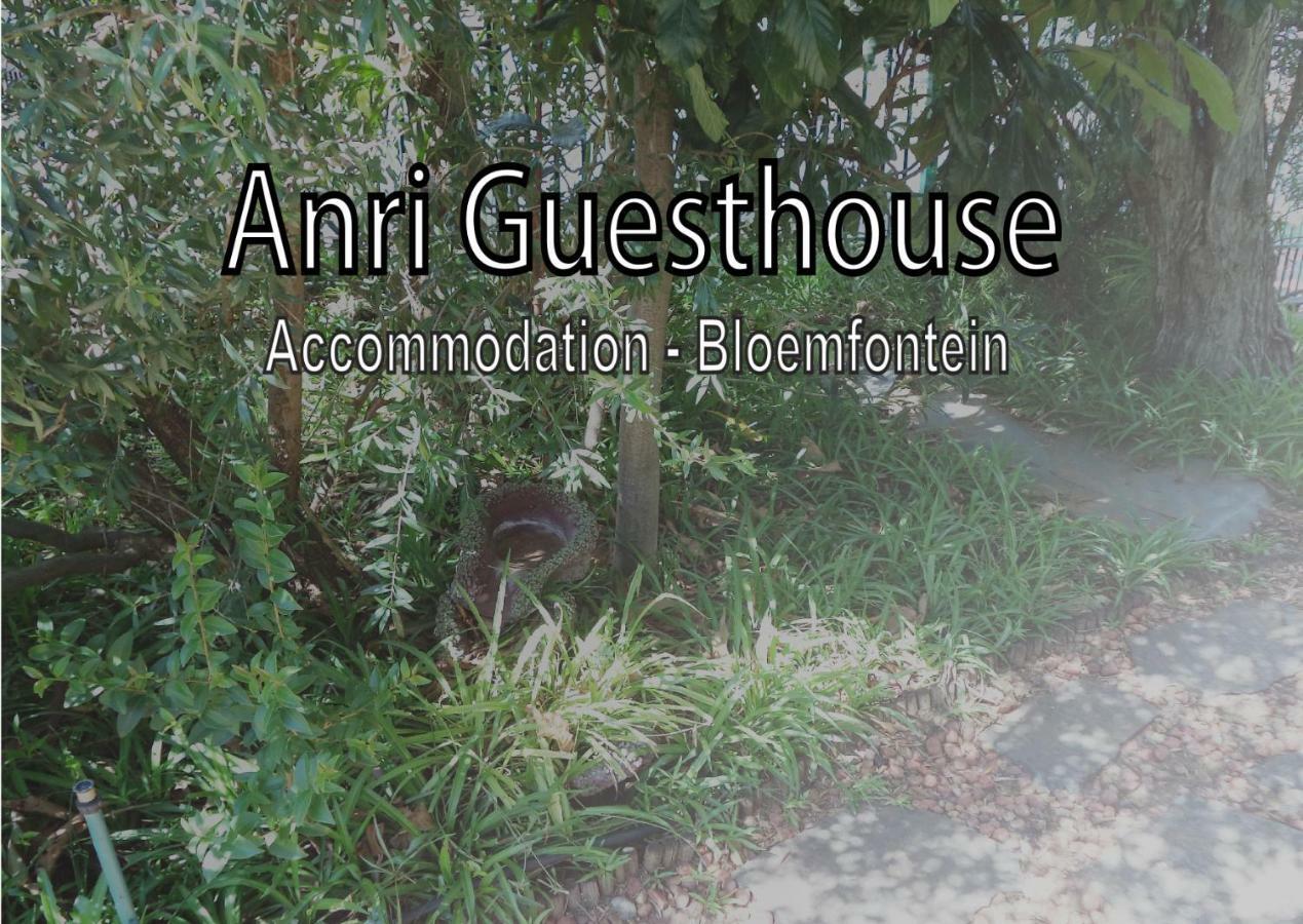 Anri Guesthouse Bloemfontein Esterno foto